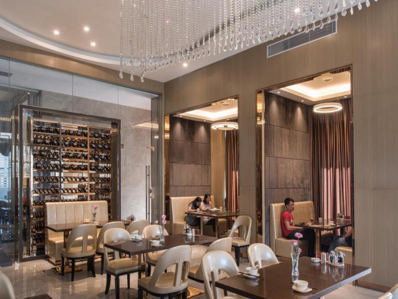 Vienna Classic Hotel Dongguan Changan Xiandai Esterno foto