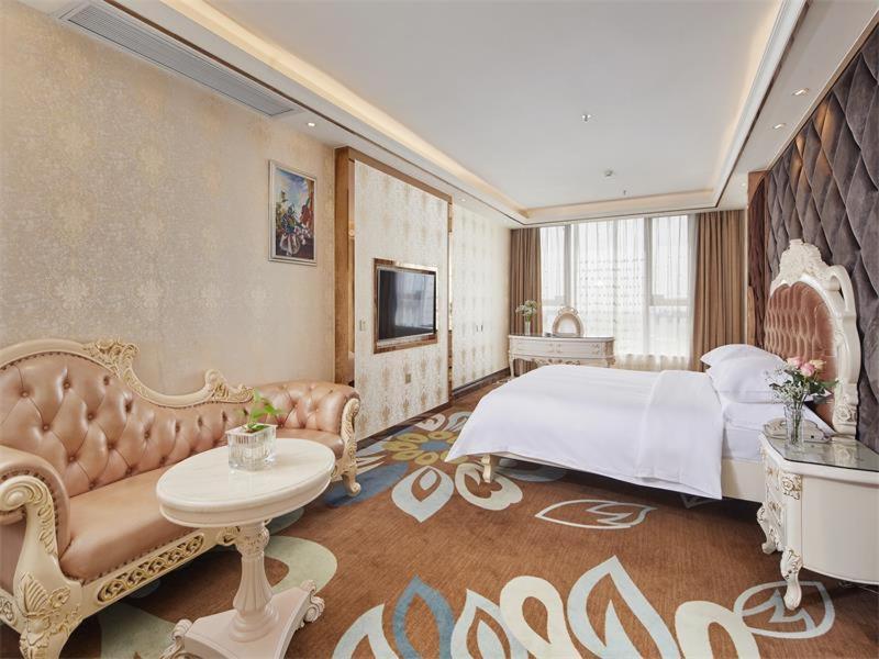 Vienna Classic Hotel Dongguan Changan Xiandai Esterno foto